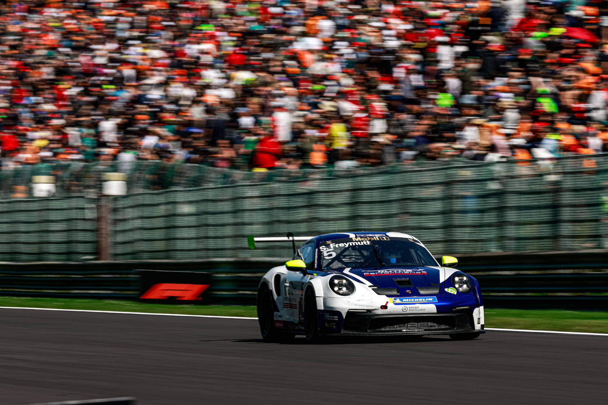 Snapshot of the race on HSpa