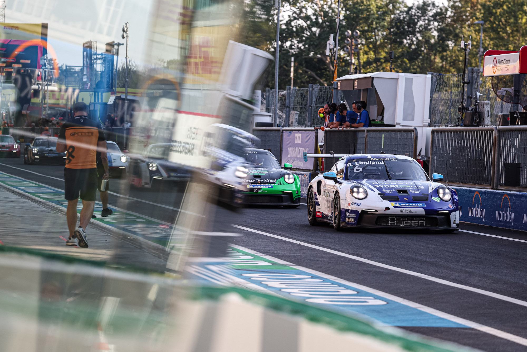 Snapshot of the race on Spa